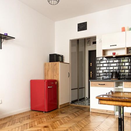 Апартаменты Poznanska Apartament Studio Варшава Экстерьер фото